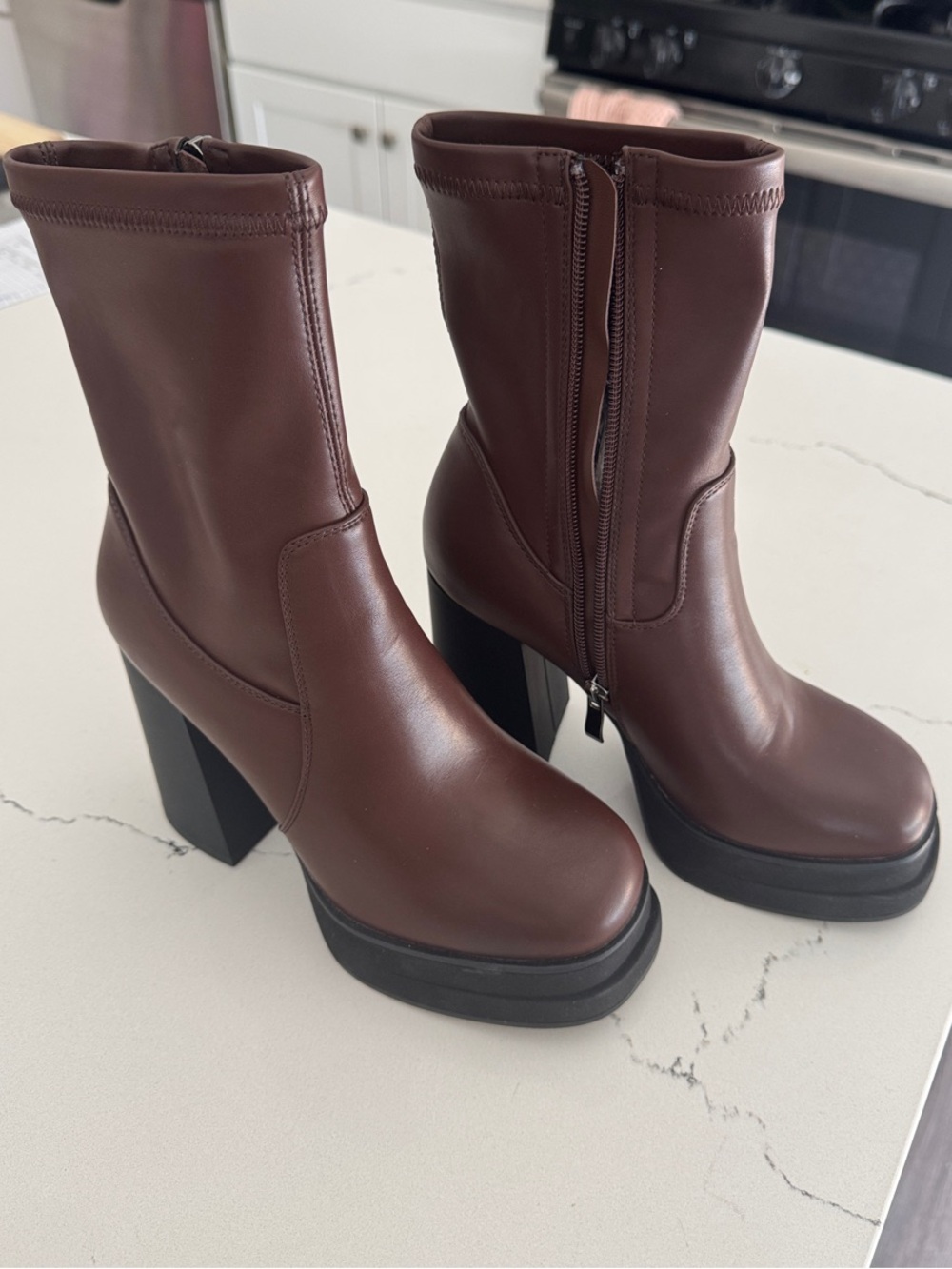 BRAND NEW Women's Brown Platform Block Heel Mid-Calf Boots